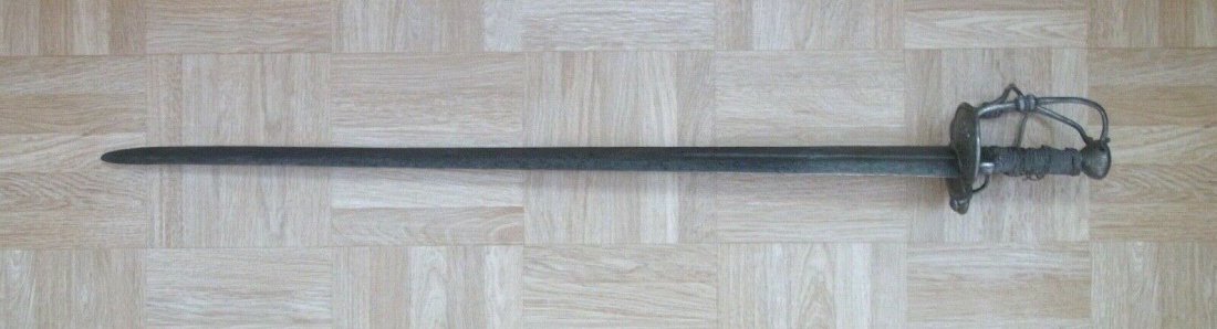 Swiss Antique Long Sword: Swiss Antique Long Sword. 16/17 TH C. Length: 87 cm.