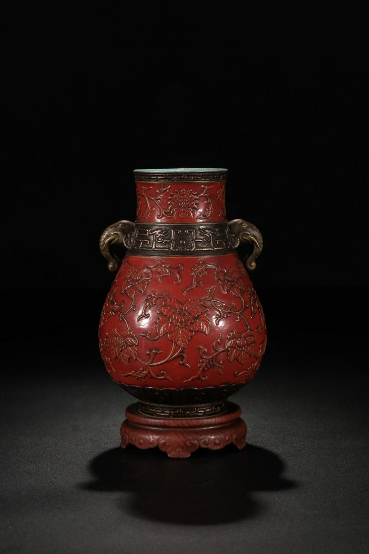 QIANLONG MARK, CHINESE RED GLAZED FLOWER VASE (1 of 7)