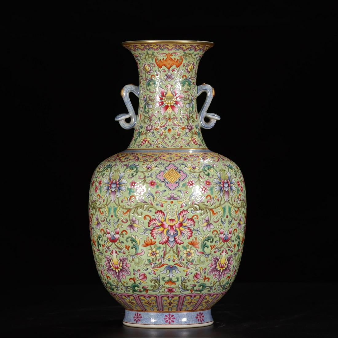 QIANLONG MARK, CHINESE GREEN-GROUND GILT FAMILLE ROSE (1 of 6)