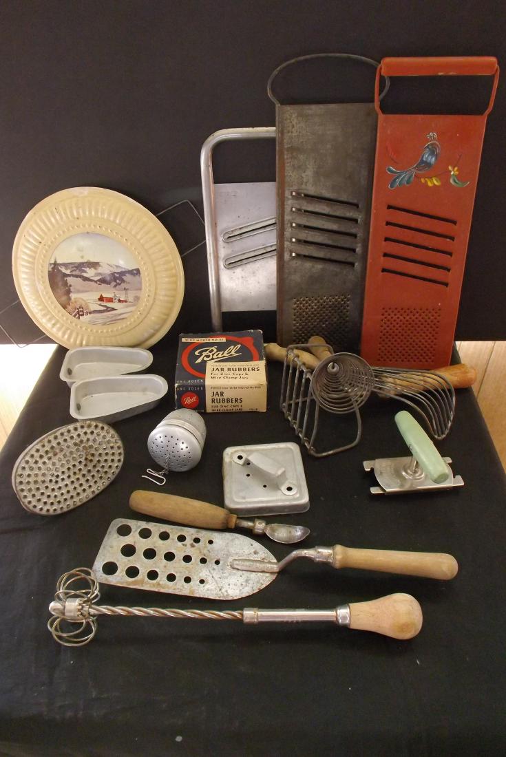 ANTIQUE KITCHENWARE: ANTIQUE KITCHENWARE -CHEESE GRATERS - HANDLED POTATO MASHERS - 2 POPSICLE MOLDS - TEA STRAINER & MORE - VARIOUS CONDITIONS.
