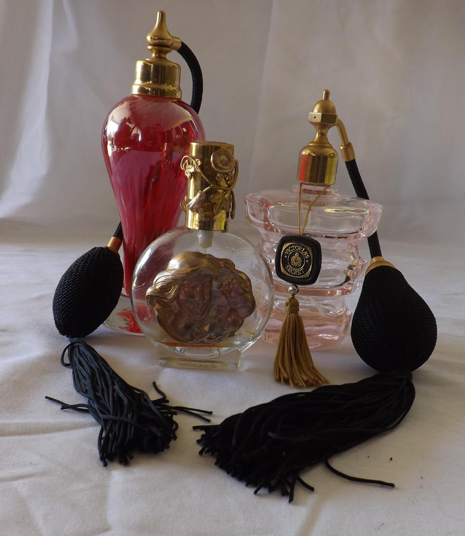 3 PERFUME BOTTLES - 2 WITH ATOMIZER BALLS (1 of 10)