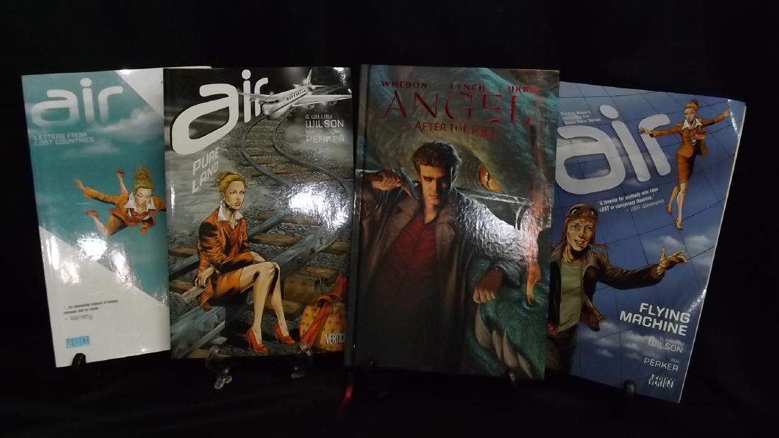 4 COMIC TRADE PAPER BACK BOOKS (1 of 20)