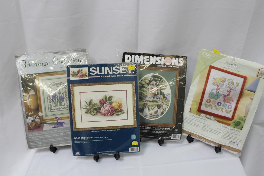 4 CROSS STITCHING KITS
