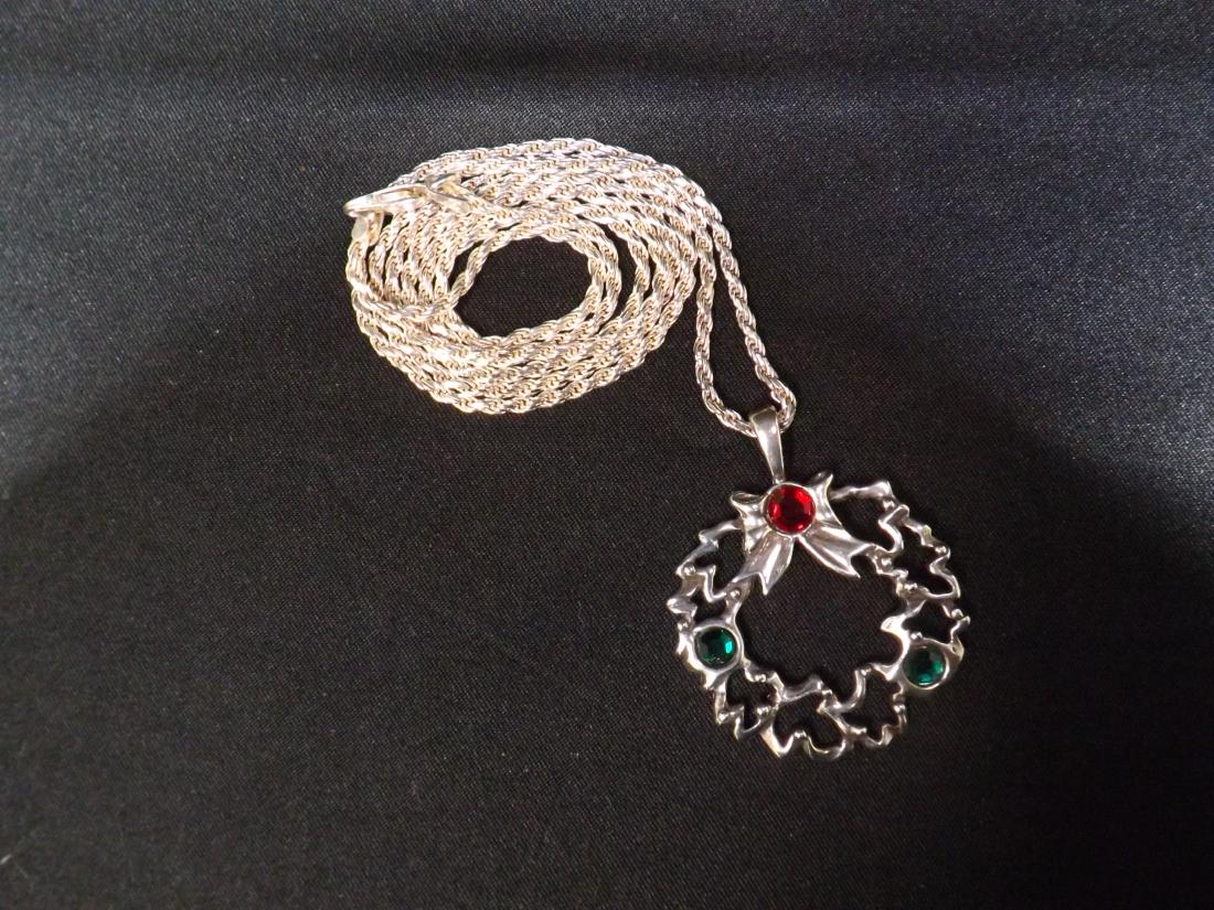 STERLING CHAIN & STERLING WREATH PENDANT (1 of 4)