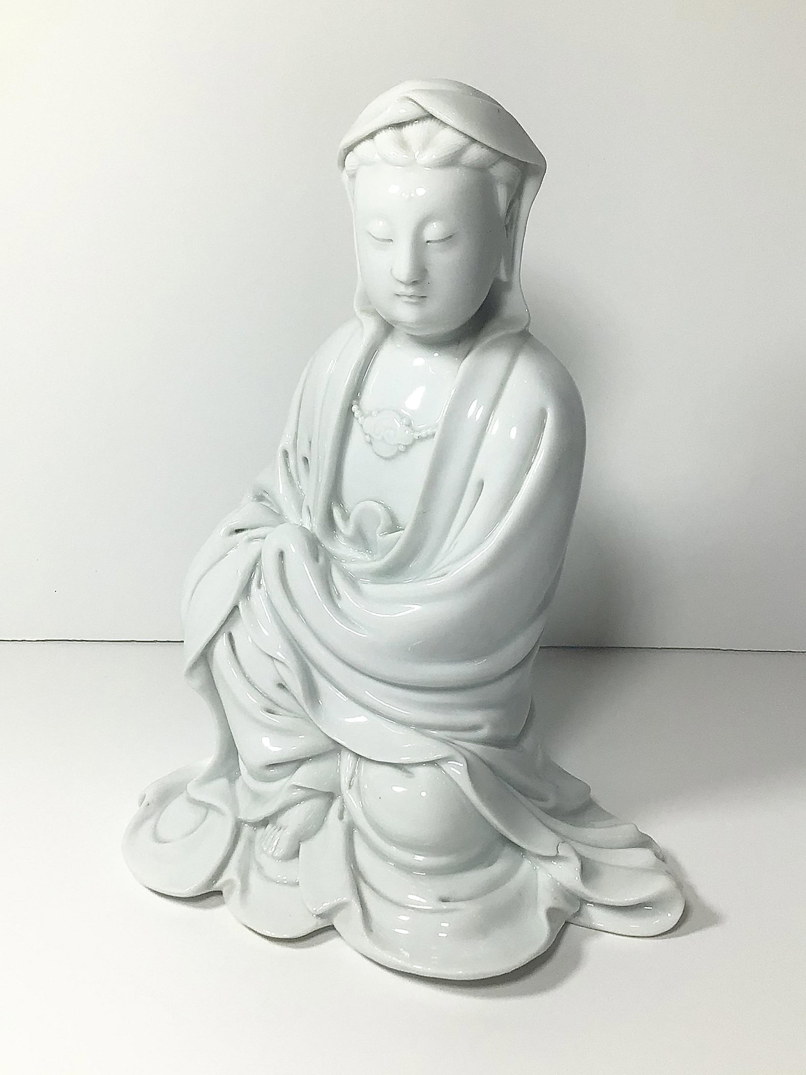 Chinese Blanc de Chine Porcelain Kwan Yin Statue: Late 19th Century Chinese Blanc de Chine Porcelain Kwan Yin Statue. No damage. Unsigned. Beautiful detail and craftsmanship. From a Newport, R.I. Estate.