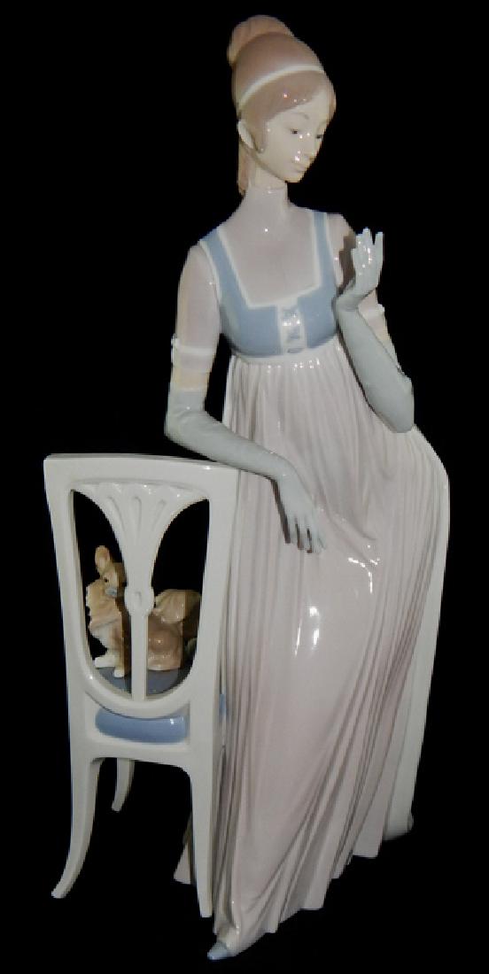 Vintage Lladro Porcelain "Lady Empire" #4719 (1 of 7)