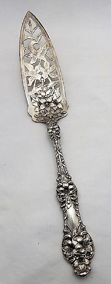 Sterling Silver Floral Design Pie Server (1 of 4)