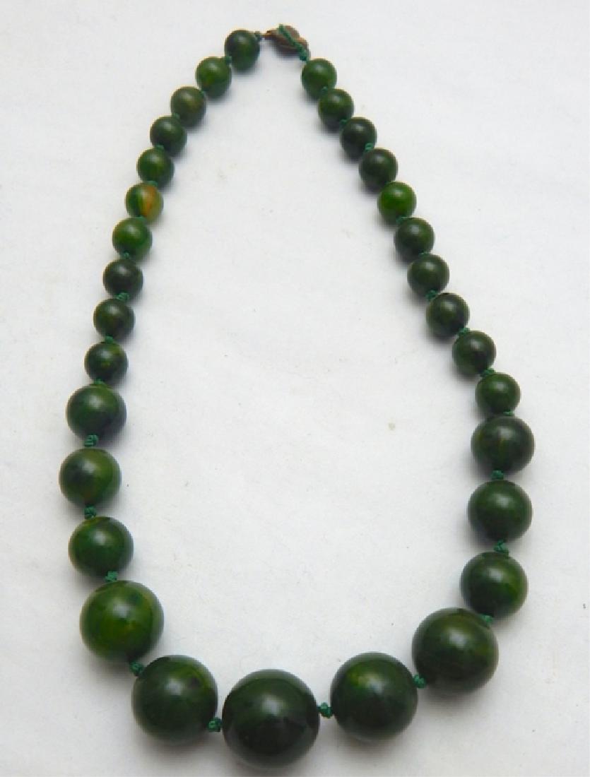 Vintage Green Bakelite Bead Necklace (1 of 2)