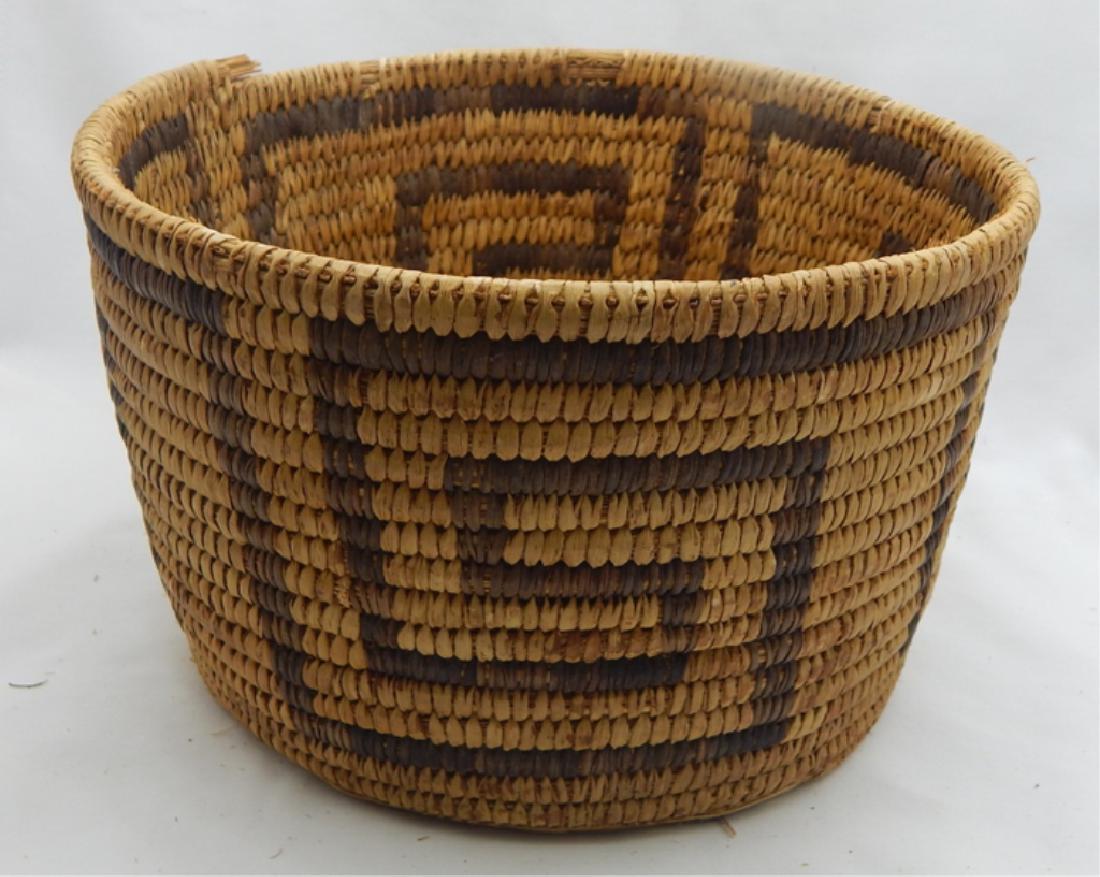 Vintage Native American Hand Made Basket (1 of 3)