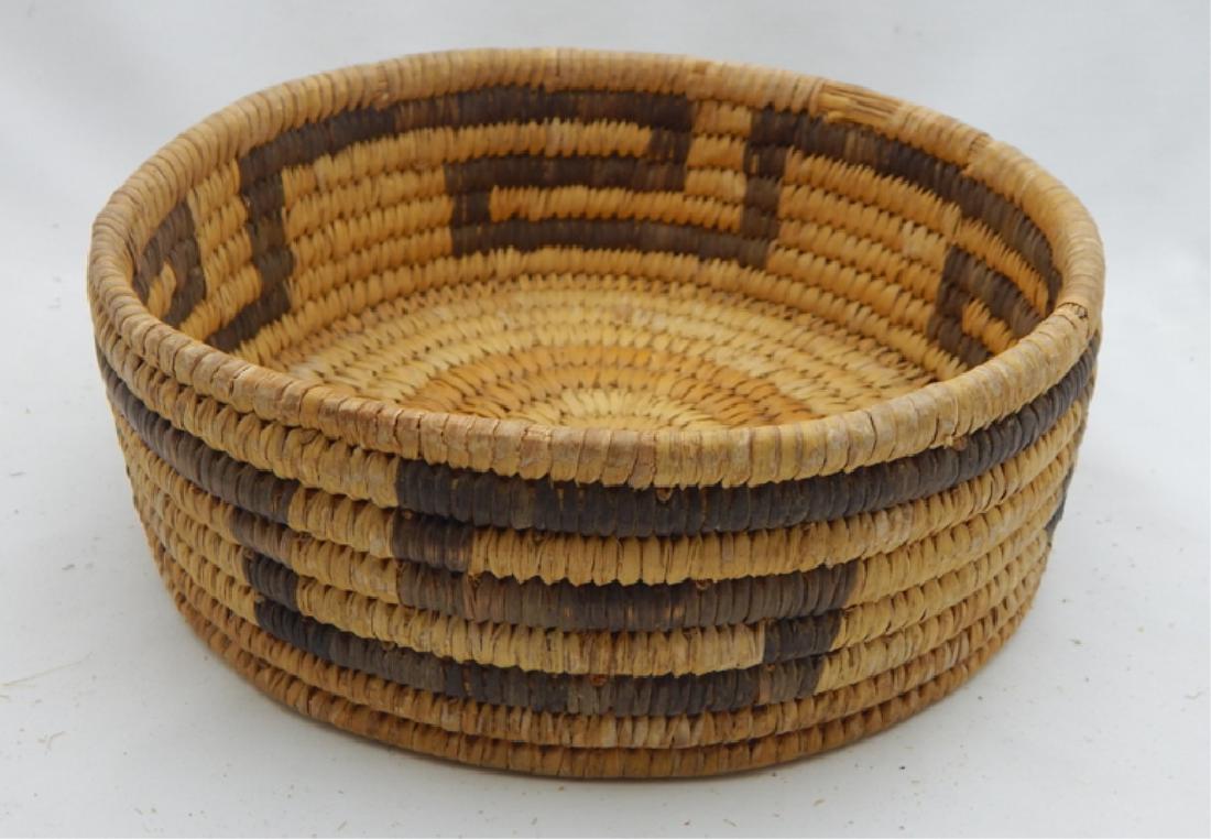 Vintage Native American Hand Made Basket (1 of 3)