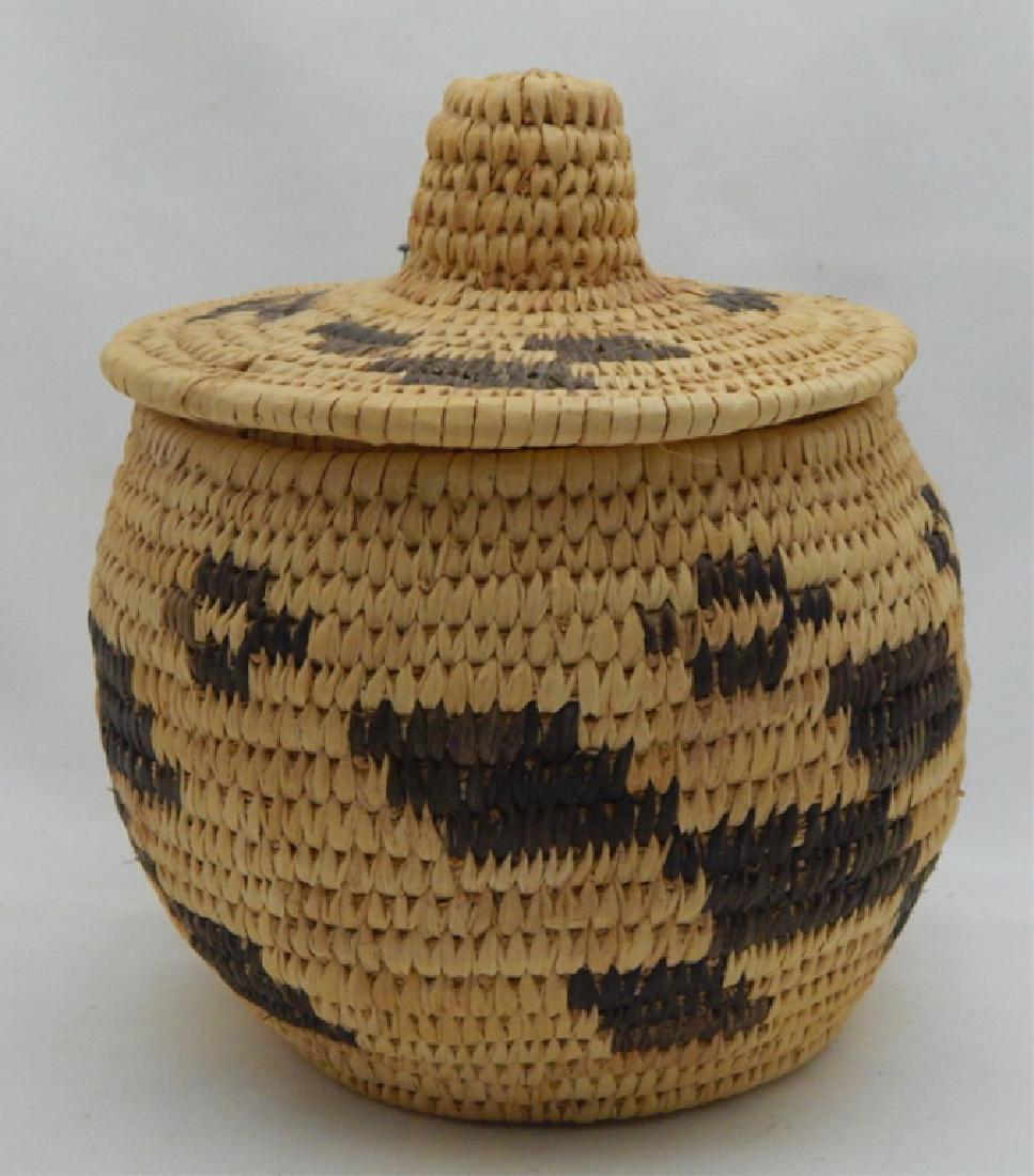 Vintage Papago Indians Hand Made Covered Basket (1 of 3)