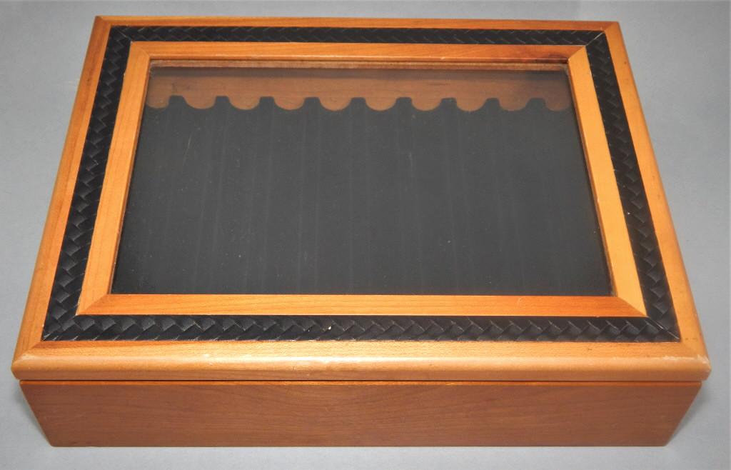 Fountain Pen or Pencil Box with Leather Border: Glass top with leather border, interior has black hard lining and holds ten writing tools. Measures 2 1/2" x 9 1/2" x 7". Good condition. Estimate $50 - $100 Starting Bid $20