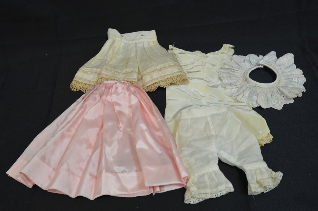 Lot of Vintage Doll Clothing (1 of 4)