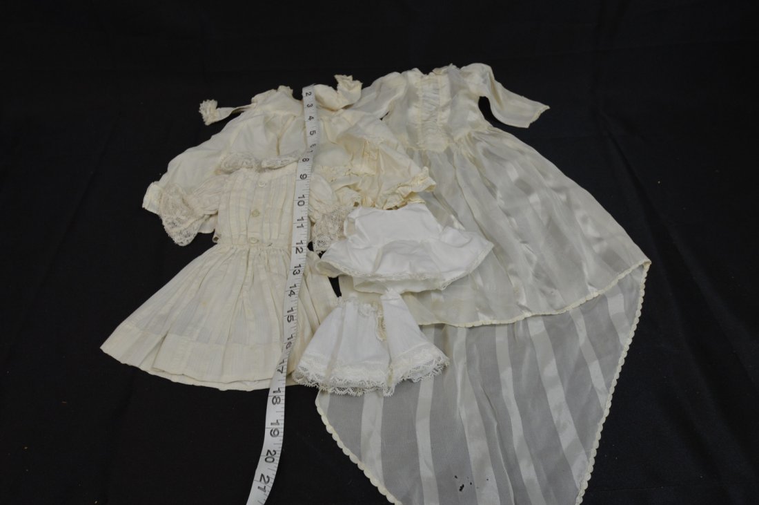 Lot of Vintage Doll Clothing (1 of 4)