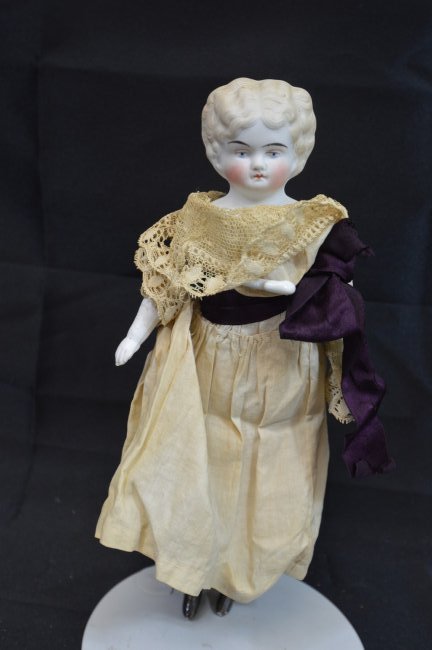 Antique ~ HERTWIG ~  China Head 11 1/2" (1 of 3)