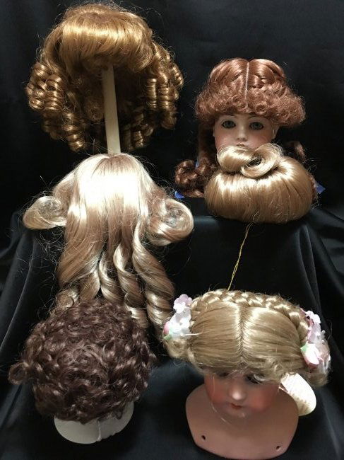Lot of 6 Vintage Dolls Wigs New (1 of 6)