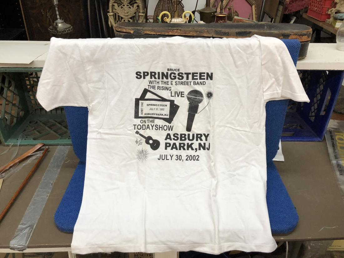 Bruce Springsteen & the E-Street Band 2002 Concert T (1 of 2)