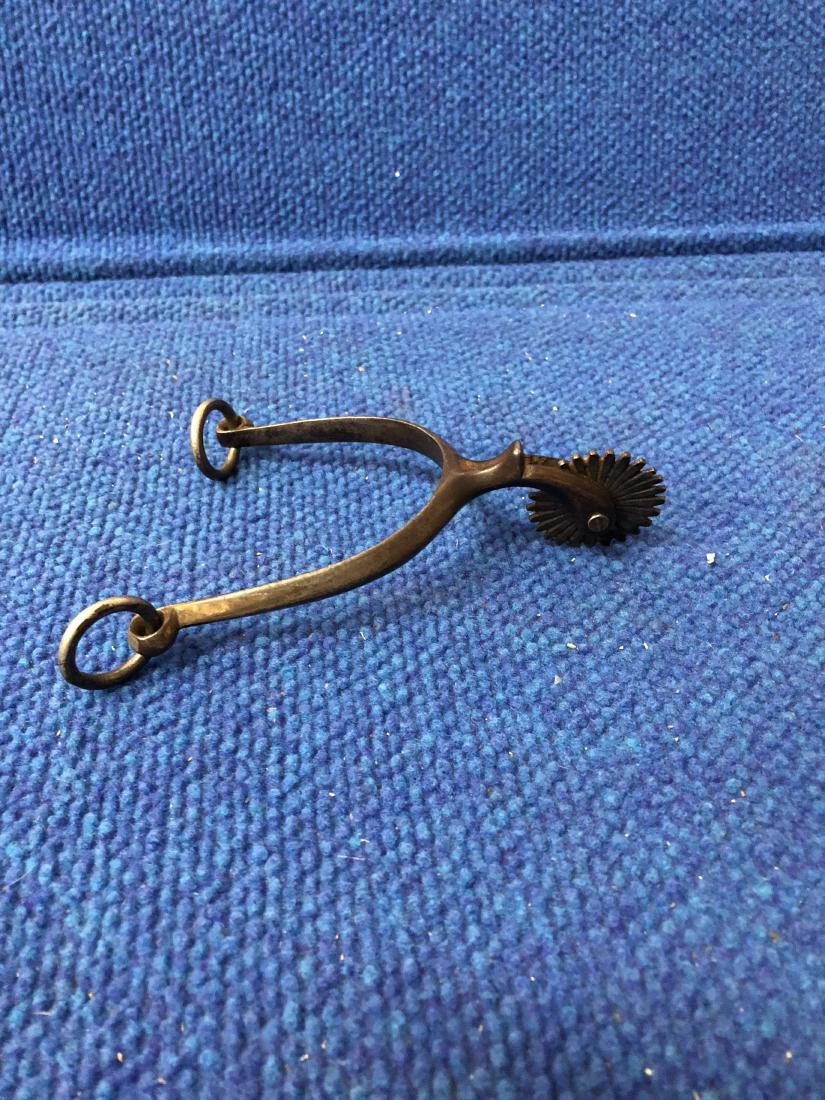 Antique Single Spur (1 of 2)