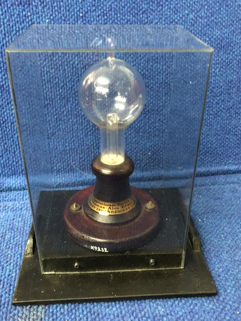 Edison Lamp Replica 1879 - 1929 (1 of 1)