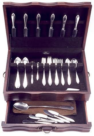 SET OF STERLING SILVER TABLE WARE by The Old Newbu: SET OF STERLING SILVER TABLE WARE by The Old Newbury Crafters in the "Old Newbury" pattern consisting of: 6 dinner knives, 6 butter knives. 5 teaspoons, 6 dinner forks, 6 salad forks, 6 long handled s