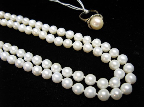 TWO ARTICLES OF PEARL AND FOURTEEN KARAT GOLD JEW