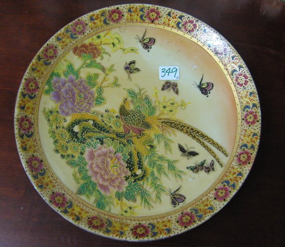 TWO CHINESE PORCELAIN ARTICLES. One is a cobalt b