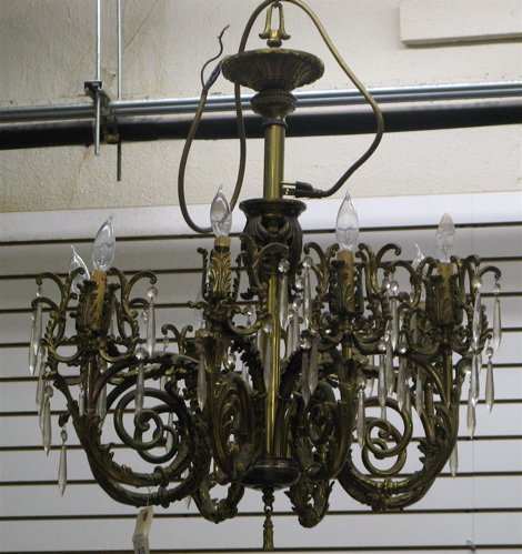 LOUIS XV STYLE EIGHT-LIGHT CHANDELIER, of metal c