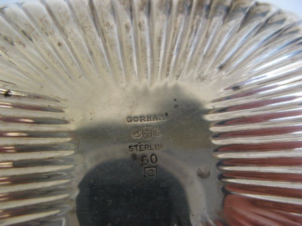GROUP OF SIX ARTICLES OF STERLING SILVER: compote - 2
