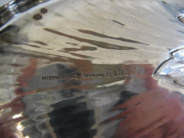 GROUP OF SIX ARTICLES OF STERLING SILVER: compote - 4