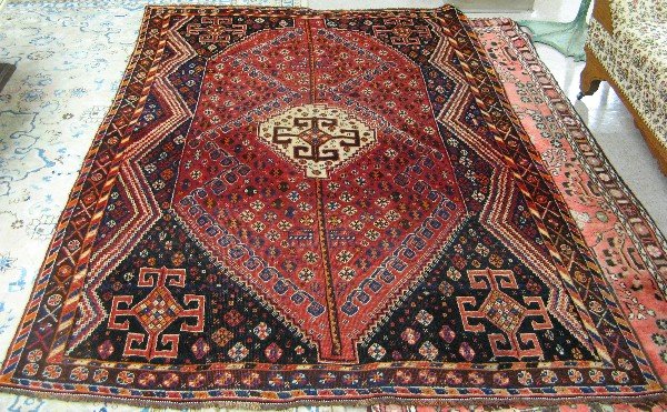PERSIAN SHIRAZ AREA RUG, Fars province, south cen