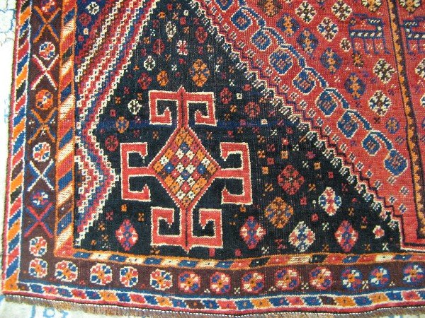 PERSIAN SHIRAZ AREA RUG, Fars province, south cen - 3