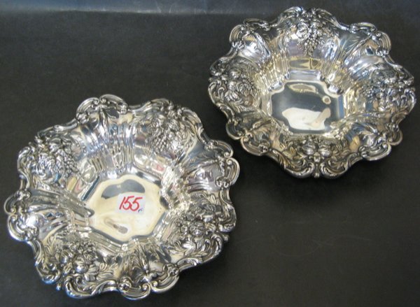 PAIR OF AMERICAN REED & BARTON ORNATE BOWLS, in t