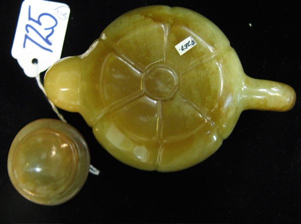 A CHINESE JADE TEAPOT AND WATER COUPE: the hand c - 5
