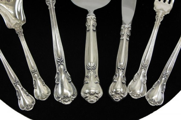 AMERICAN GORHAM STERLING SILVER FLATWARE SET, 64 p