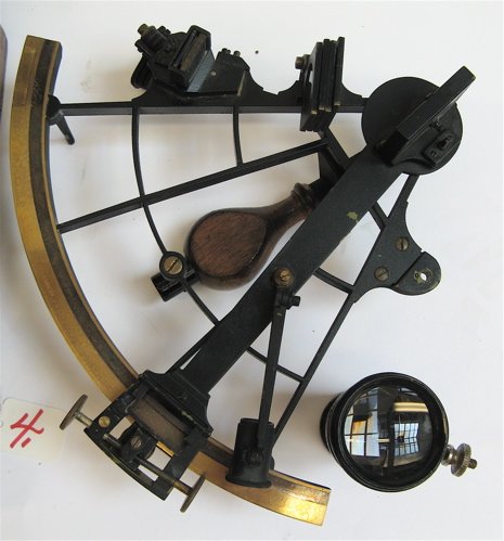 FRENCH SEXTANT with lens in hardwood fitted covered - 2