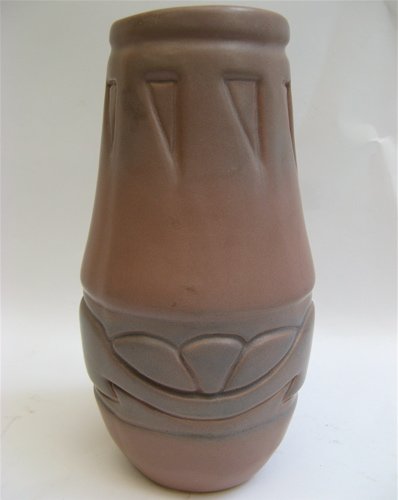 AMERICAN VAN BRIGGLE ART POTTERY VASE, jar form, m