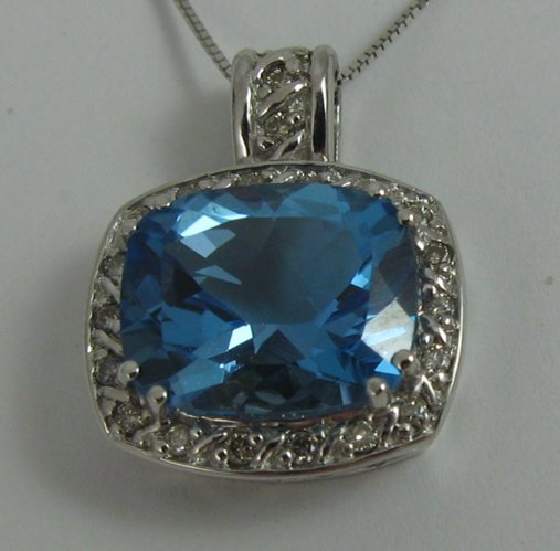 BLUE TOPAZ, DIAMOND AND WHITE GOLD PENDANT NECKLA - 2