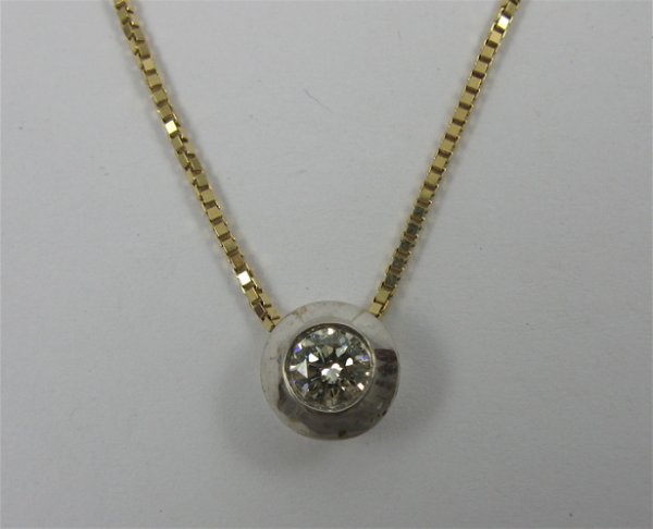 DIAMOND AND YELLOW AND WHITE GOLD PENDANT NECKLAC