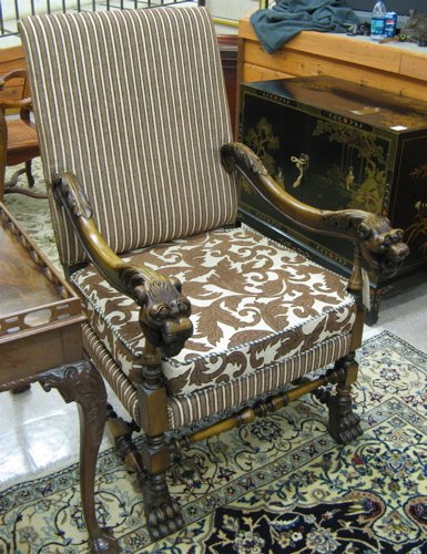 THREE-PIECE CONTINENTAL BAROQUE STYLE SALON SET, c - 3