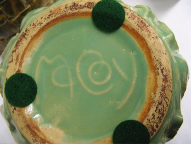 FOUR AMERICAN ART POTTERY PIECES, including a Ful - 2