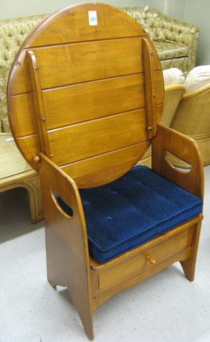 MAPLE BENCH/TABLE AND FLOOR LAMP, American Coloni: MAPLE BENCH/TABLE AND FLOOR LAMP, American Colonial Revival style, mid 20th century. The table has a round top that folds back to form the back of a hall bench with bench seat over single drawer.