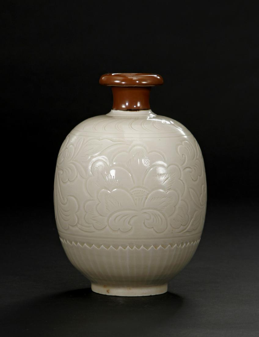 Rare Brown-Slip Decorated White Ding Ovoid Vase (1 of 10)