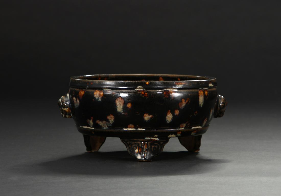 Russet-Splashed Black Glazed Tripod Censer (1 of 8)