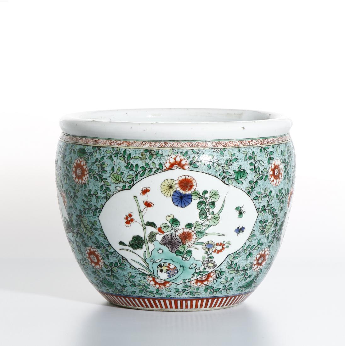 Chinese Famille Verte 'Floral' Jar (1 of 11)