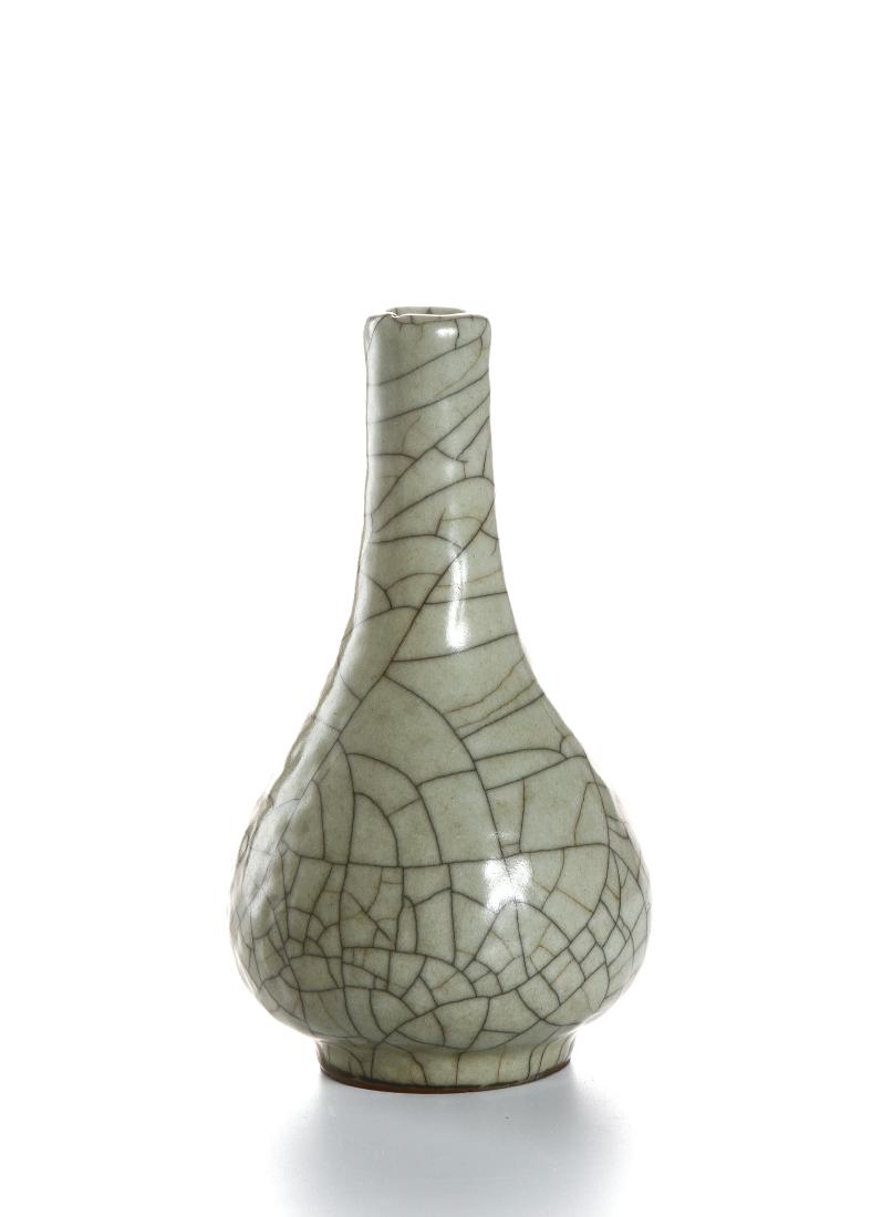 Chinese Kuan-Type Pear-Shaped Vase (1 of 8)