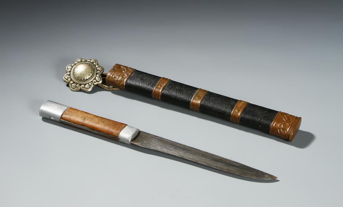 Mongolian Blade: Mongolian Blade. Length 12 1/2 in.