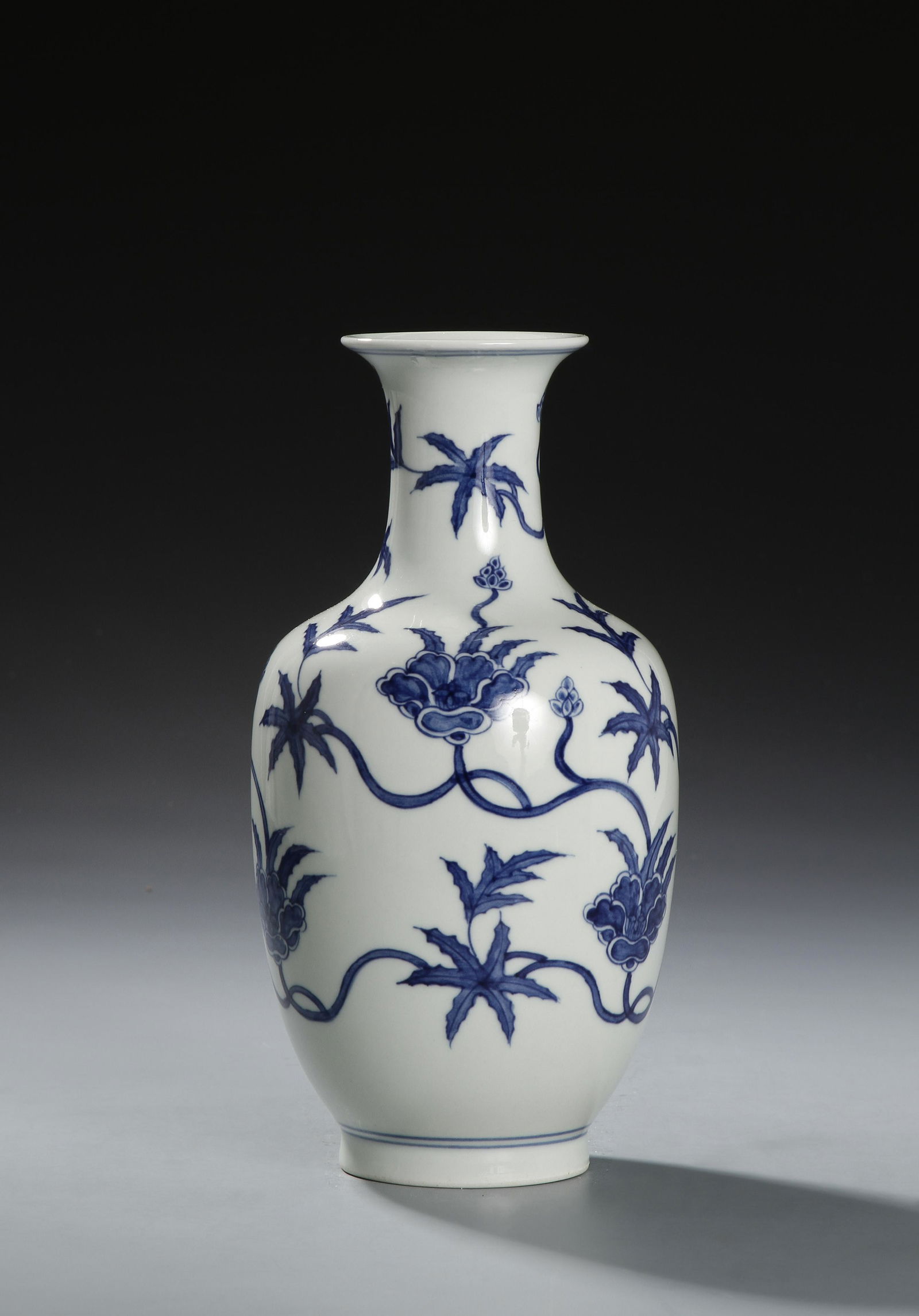 Chinese Blue and White Bottle Vase (1 of 6)