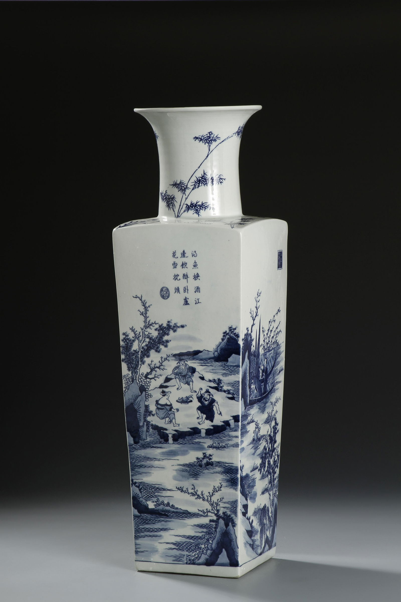 Chinese Blue and White Square Vase (1 of 8)