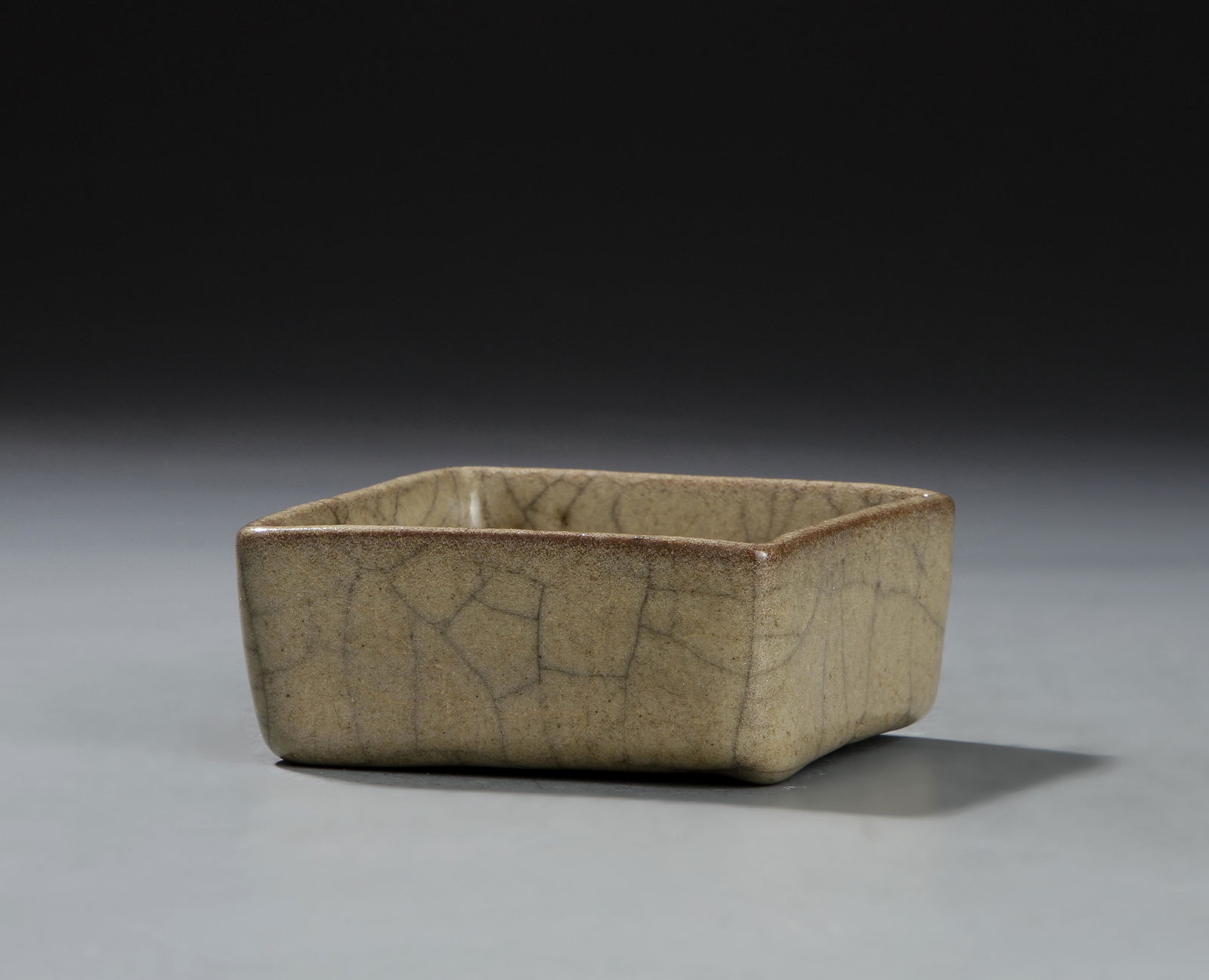 Chinese Square Ge-Type Brushwasher (1 of 8)