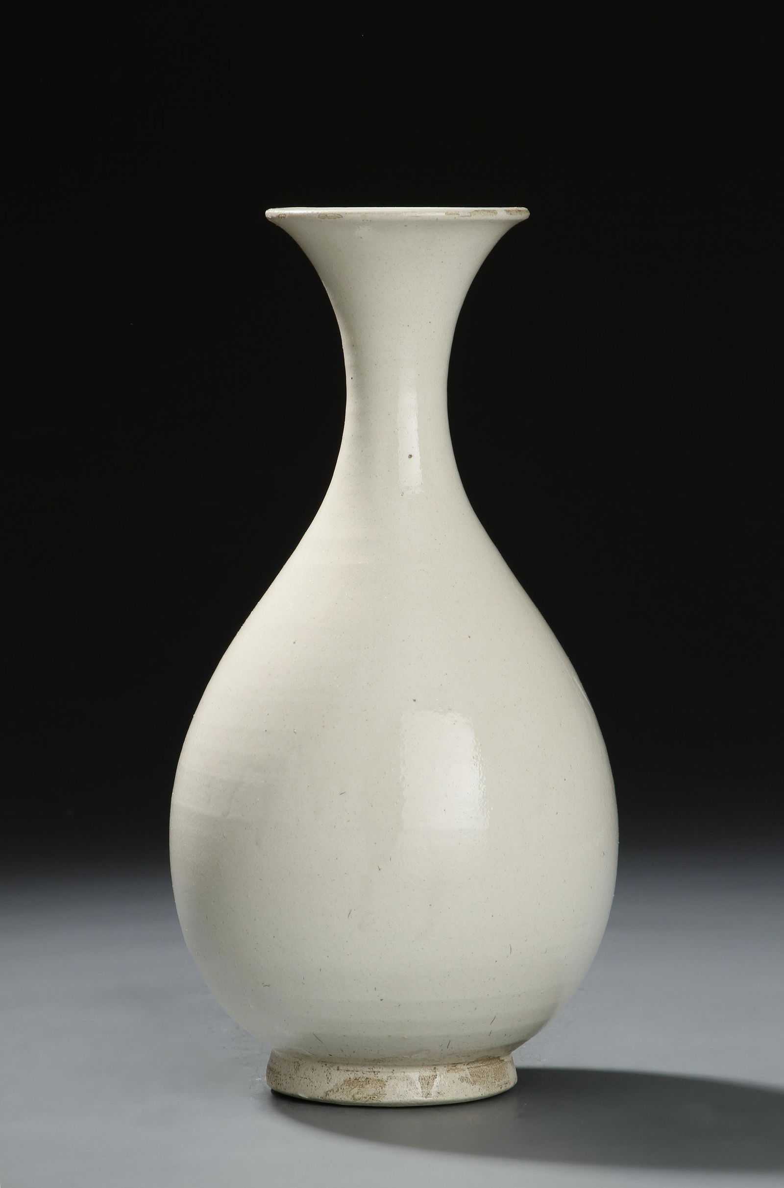 Chinese Ding-Type Yuhuchun Vase (1 of 11)